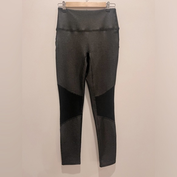 ONA Textured Moto Black Leggings size M EUC - Picture 1 of 6